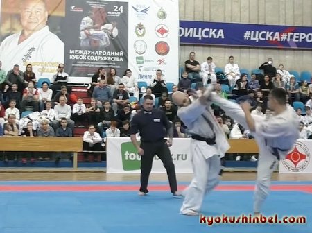 Бой между Сергеем Плехановым и венгром Золтом Джигой на Кубке Содружества